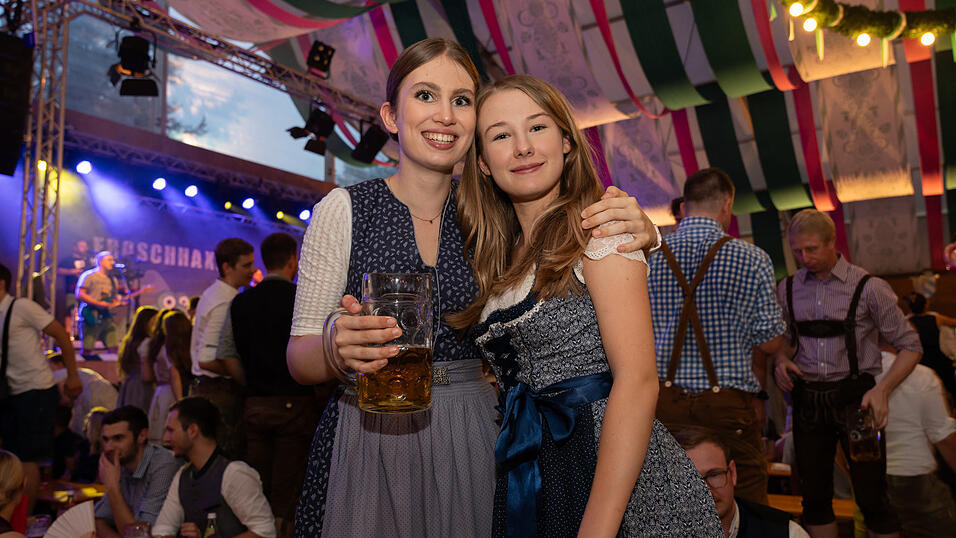 Die Partybilder vom Mittwoch, 14. August 2024, aus dem Festzelt Weckmann. Die Partybilder vom Mittwoch, 14. August 2024, aus dem Festzelt Weckmann.
