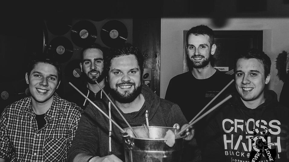 Beste Stimmung am Wochenende im Never Loose in Straubing.