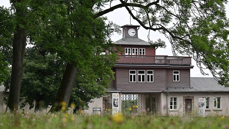 Zwei Verb&auml;nde kritisieren einen geplanten Auftritt des Kulturstaatsministers Wolfram Weimer beim Gedenken an die Befreiung des Konzentrationslagers Buchenwald. (Archivbild)
