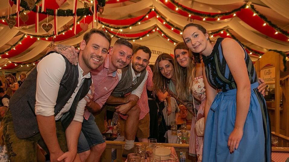 Die Partybilder vom Samstag, 13. August 2022, aus dem Festzelt Greindl.