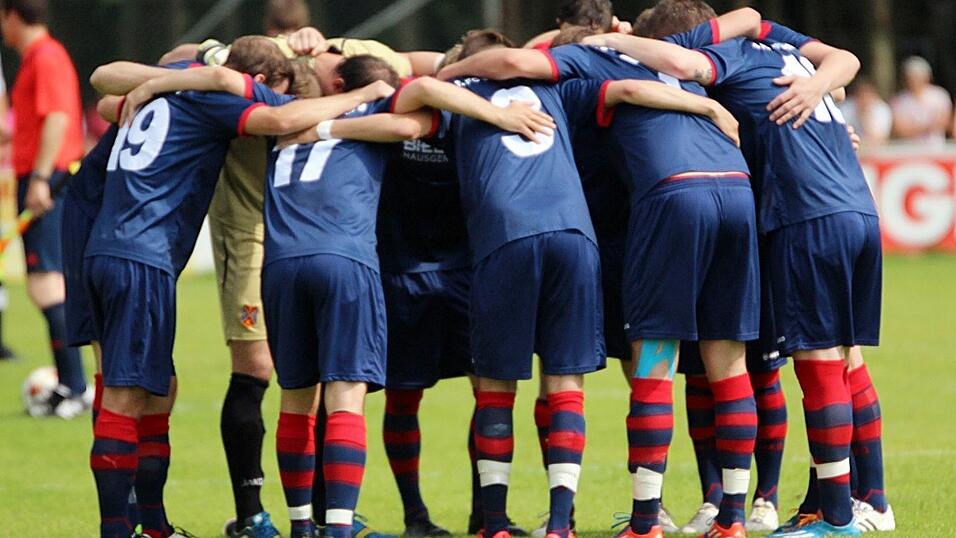 Der 1. FC Bad Kötzting trifft am ersten Spieltag der Landesliga Mitte auf die DJK Ammerthal. (Foto: Fabian Roßmann) Der 1. FC Bad Kötzting trifft am ersten Spieltag der Landesliga Mitte auf die DJK Ammerthal. (Foto: Fabian Roßmann)