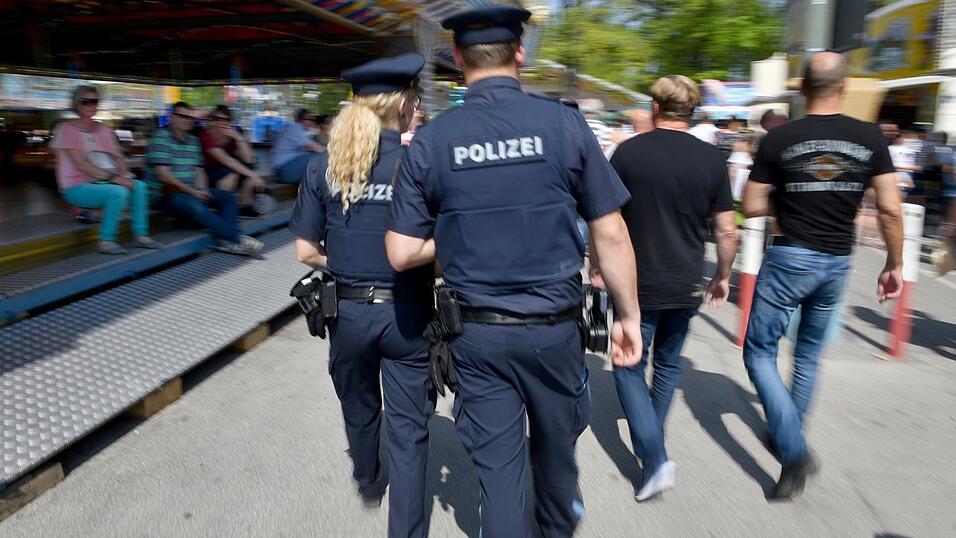 Nicht nur auf dem Festgel&auml;nde, auch in der Altstadt mussten die Einsatzkr&auml;fte eingreifen. (Symbolfoto)&nbsp;