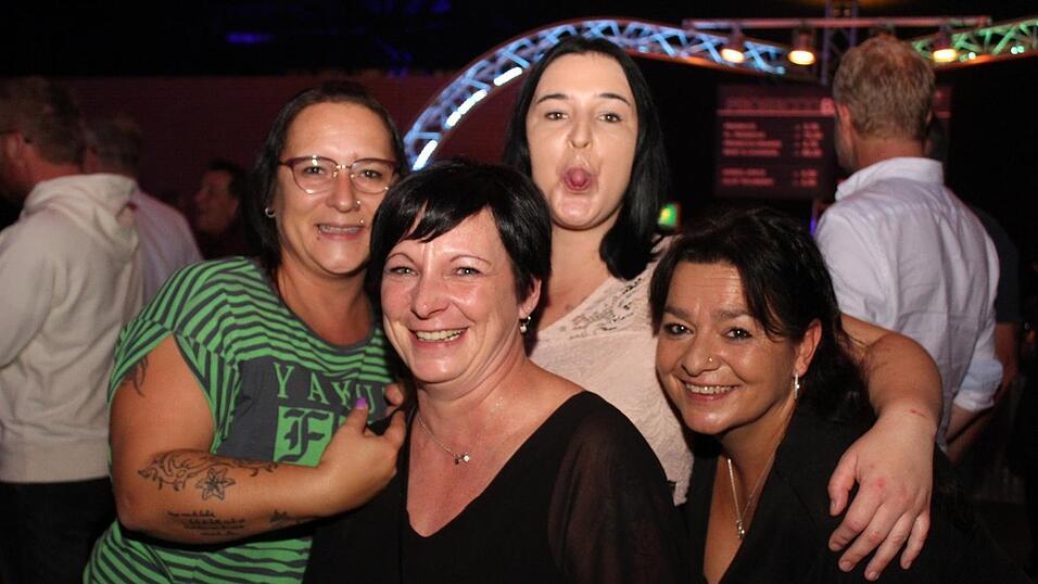 Auf der Eskara &Uuml;30-Party in Essenbach war wieder viel los.