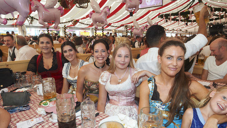 Die Partybilder vom Mittwoch, 14. August 2024, aus dem Festzelt Lechner. Die Partybilder vom Mittwoch, 14. August 2024, aus dem Festzelt Lechner.