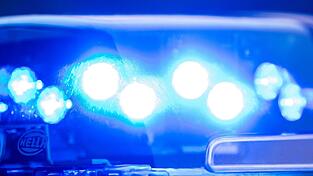 Die Polizei leitete sofort die Fahndung nach dem Betrüger ein. (Symbolbild)