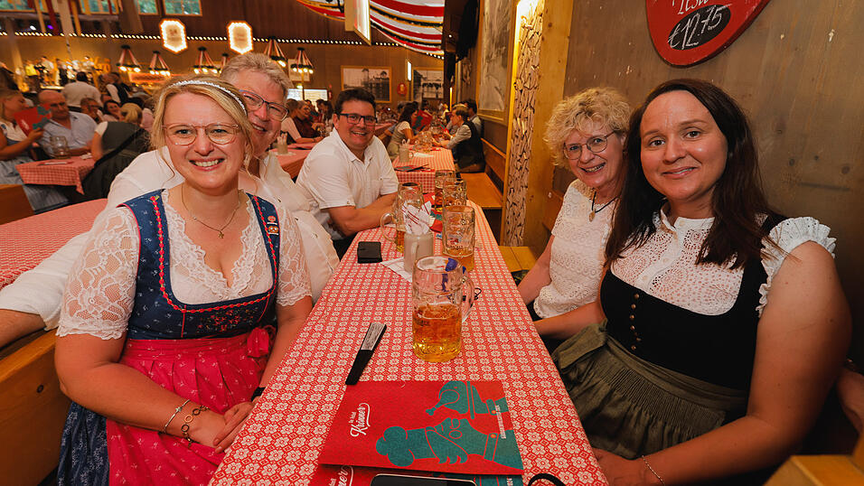 Die Partybilder vom Dienstag, 13. August, aus dem Festzelt Kr&ouml;nner.&nbsp;