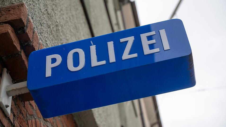 Die Polizei ermittelt den Mann schnell. (Symbolbild)