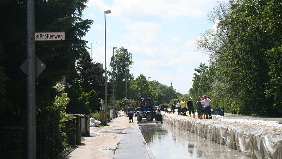 Die Häuser am Schanzlweg und Pröllerweg sollen endlich vor einem hundertjährlichen Hochwasser geschützt werden Die Häuser am Schanzlweg und Pröllerweg sollen endlich vor einem hundertjährlichen Hochwasser geschützt werden