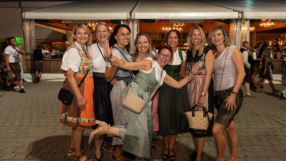 Die Partybilder vom Samstag, 17. August, aus dem Festzelt Weckmann. Die Partybilder vom Samstag, 17. August, aus dem Festzelt Weckmann.
