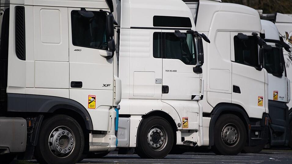 In Deutschland wächst seit Jahren der Bestand an Nutzfahrzeugen und Lastwagen. (Symbolbild)