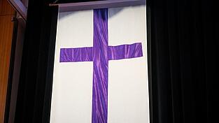 Die Fahne der evangelischen Kirche in Deutschland. (Symbolbild) Die Fahne der evangelischen Kirche in Deutschland. (Symbolbild)
