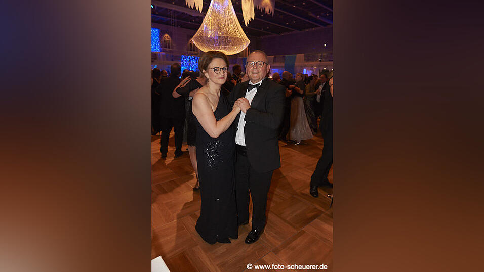 Feiern k&ouml;nnen sie, die Wirtschaftsjunioren - hier ist der Beweis!