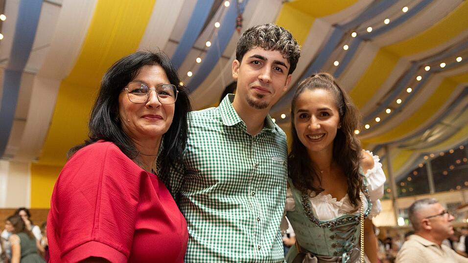Die Partybilder vom Freitag, 7. August, aus dem Festzelt Reisinger. Die Partybilder vom Freitag, 7. August, aus dem Festzelt Reisinger.
