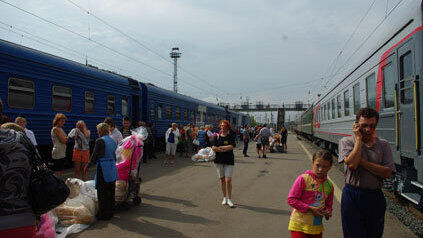 Imke Hansen und Andreas Goldbrunner reisen um die Welt. Von Moskau nach Sibirien mit der transsibirischen Eisenbahn. Imke Hansen und Andreas Goldbrunner reisen um die Welt. Von Moskau nach Sibirien mit der transsibirischen Eisenbahn.