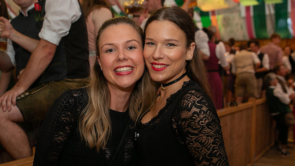 Die Partybilder von Freitag, 19. August 2022, aus dem Festzelt Weckmann.