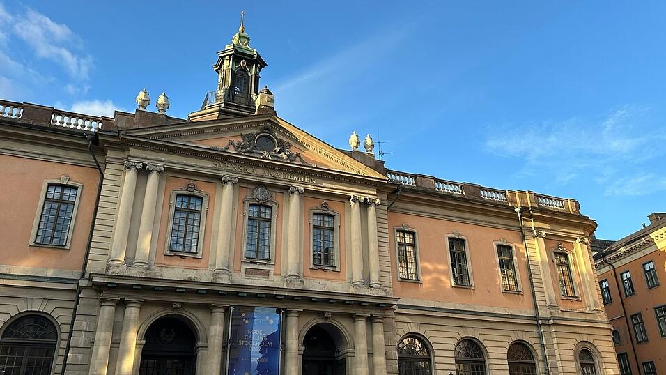 In der Schwedischen Akademie in Stockholm entscheidet sich, wer den diesjährigen Literaturnobelpreis bekommt. (Archivbild)