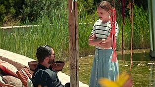Zoe will auf Ibiza den Mord an ihrem geliebten Bruder Axel aufklären.