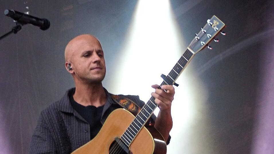 Der belgische Popstar Milow. Der belgische Popstar Milow.