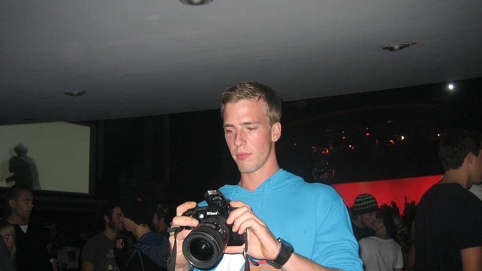 Rund 4000 Boarderfreunde feierten bei der Weltpremiere des neuesten Films von Isenseven, 'Let's go get lost' in M&uuml;nchen.