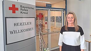 Auf seiner von Yvonne Schönemann geleiteten Pflegestation in Roding hat das BRK Cham derzeit 36 Betten. In der neuen Einrichtung auf dem Gesundheitscampus sollen die Kapazitäten laut derzeitigen Überlegungen auf 60 Plätze ausgebaut werden.