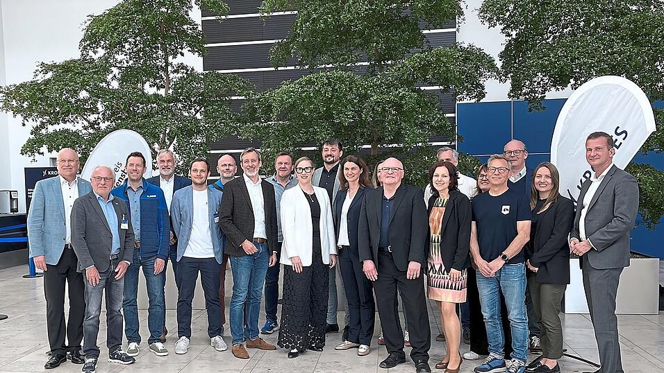 Die Verantwortlichen des Landkreislaufs stellten die Details bei einer Pressekonferenz vor.