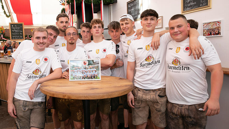 Die Partybilder vom Dienstag, 12. August, aus dem Festzelt Greindl. Die Partybilder vom Dienstag, 12. August, aus dem Festzelt Greindl.