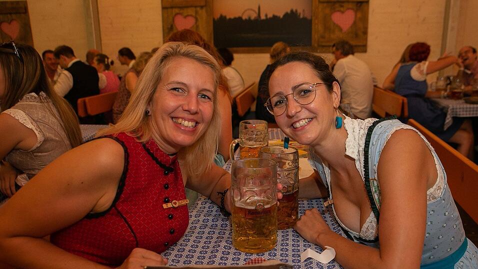 Die Partybilder von Donnerstag, 18. August 2022, aus dem Festzelt Greindl.