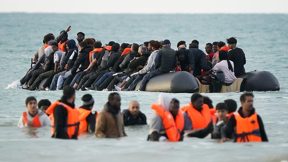 Die Zahl der Ankünfte von Schutzsuchenden in der EU war in den vergangenen Monaten gefallen. (Archivbild) Die Zahl der Ankünfte von Schutzsuchenden in der EU war in den vergangenen Monaten gefallen. (Archivbild)