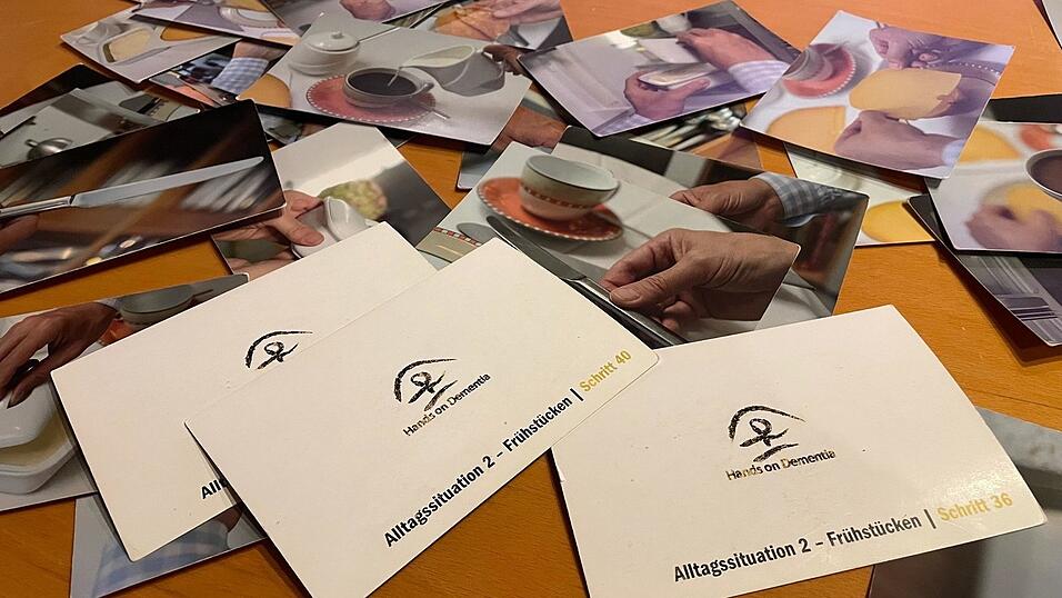 Das Zubereiten eines Frühstücks - Tisch decken, Kaffee machen, Brot schmieren - bedeutet Dutzende Schritte, von denen jeder Demenzpatienten höchste Konzentration abringt. Der Alltag wird zum Dauerstress. Das Zubereiten eines Frühstücks - Tisch decken, Kaffee machen, Brot schmieren - bedeutet Dutzende Schritte, von denen jeder Demenzpatienten höchste Konzentration abringt. Der Alltag wird zum Dauerstress.