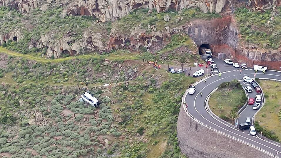 Die Ursache des Unfalls blieb vorerst unbekannt. Die Ursache des Unfalls blieb vorerst unbekannt.