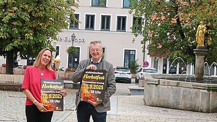 Die Weichen fürs Herbstfest sind gut gestellt, daran lassen Kulturreferentin Heike Dannerbeck und Bürgermeister Markus Ackermann bei der Programmvorstellung keinen Zweifel.