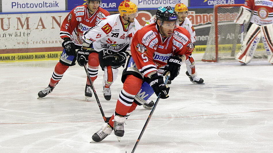 Mit 2:4 unterlag der EVL im Heimspiel den Fischtown Pinguins. (Foto: Georg Gerleigner)