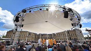 Zum Abschlussgottesdienst schien die Sonne.