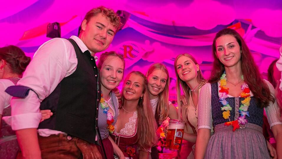 Die Partybilder vom Freitag, 12. August 2022, aus dem Festzelt Reisinger.