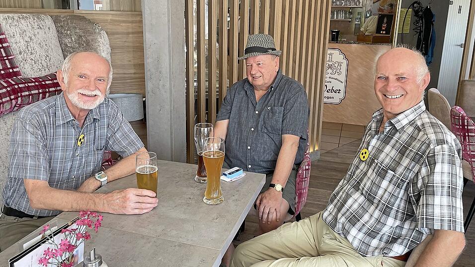 Bei diesem Treffen waren nur die drei M&auml;nner des Stammtischs da: Josef Trum, Detlef Anger und G&uuml;nter Spiegel (v. l.).