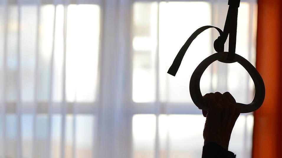 Eine neue medizin-ethische Leitlinie soll helfen, auch &uuml;ber bestehende andere Handlungsoptionen aufzukl&auml;ren, wenn Menschen in existenzieller Not &uuml;ber einen assistierten Suizid nachdenken. (Symbolfoto)