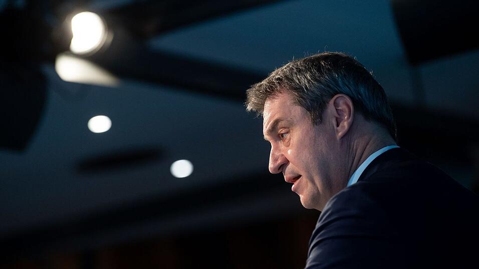 Markus Söder, CSU-Vorsitzender und Ministerpräsident von Bayern, gibt ein Pressestatement. Markus Söder, CSU-Vorsitzender und Ministerpräsident von Bayern, gibt ein Pressestatement.