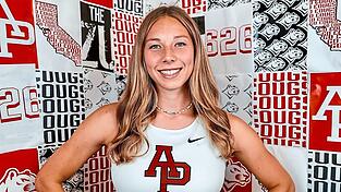 &bdquo;AP&ldquo; steht auf Luisa Fischers Trikot. Das steht f&uuml;r Azusa Pacific University f&uuml;r die sie als Mehrk&auml;mpferin Meriten und Medaillen sammelt.