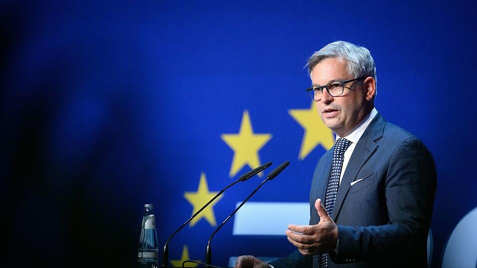 EU-Migrationskommissar Magnus Brunner setzt sich f&uuml;r die Abschiebung von Straft&auml;tern nach Syrien ein. (Archivbild)