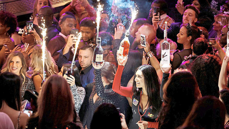 Herrscht in Chiemsee dieselbe ausgelassene Partystimmung wie im feierwütigen Las Vegas? Die Statistik führt hier etwas in die Irre. Herrscht in Chiemsee dieselbe ausgelassene Partystimmung wie im feierwütigen Las Vegas? Die Statistik führt hier etwas in die Irre.
