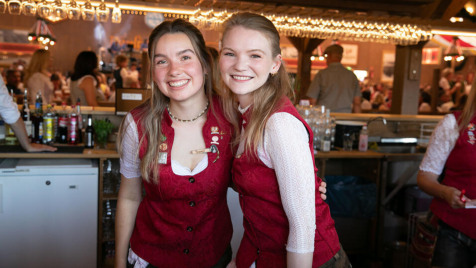 Die Partybilder vom Freitag, 8. August, aus dem Festzelt Krönner. Die Partybilder vom Freitag, 8. August, aus dem Festzelt Krönner.