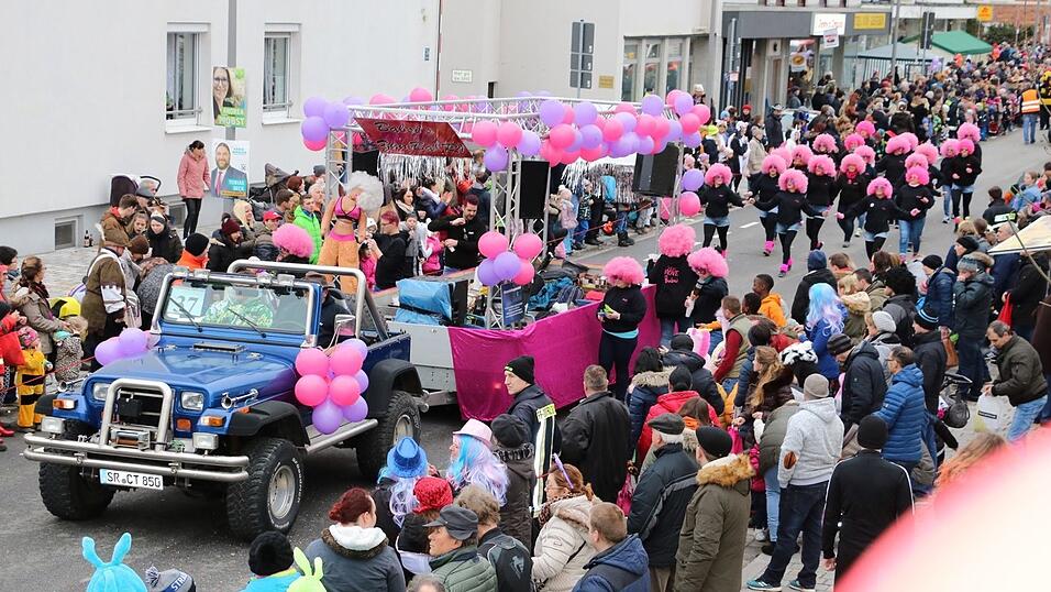 Die schönsten Bilder von den Faschingsumzügen in Bogen aus den vergangenen Jahren Die schönsten Bilder von den Faschingsumzügen in Bogen aus den vergangenen Jahren