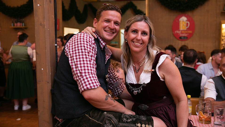 Die Partybilder vom Samstag, 16. August, aus dem Festzelt Krönner. Die Partybilder vom Samstag, 16. August, aus dem Festzelt Krönner.