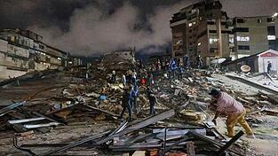 Das Erdbeben der St&auml;rke 7,5 in Venezuela ist nach Angaben der US-Erdbebenwarte USGS das St&auml;rkste seit mehr als einem Jahrhundert.