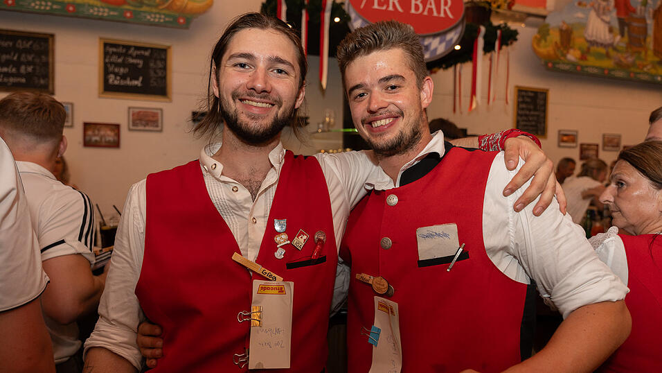 Die Partybilder vom Samstag, 19. August 2023, aus dem Festzelt Greindl. Die Partybilder vom Samstag, 19. August 2023, aus dem Festzelt Greindl.