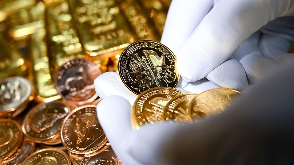 Erbeutet wurden unter anderem Luxusuhren und Goldm&uuml;nzen. (Symbolbild)