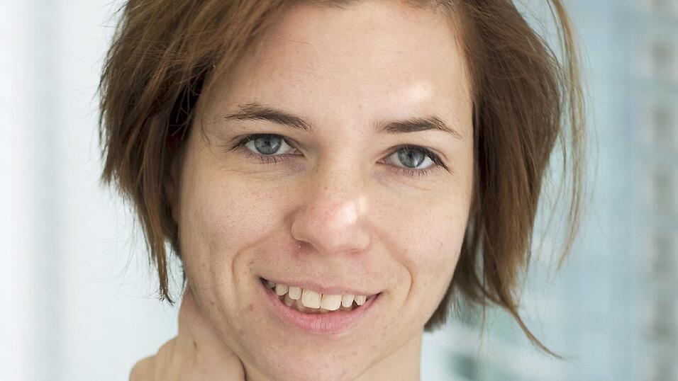 Die geh&ouml;rlose Lippenleserin Julia Probst ist mit ihrem Twitterkanal inzwischen sehr erfolgreich.