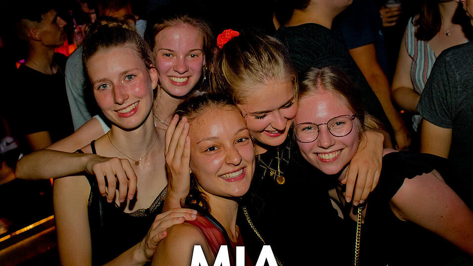 Beste Stimmung auf der Oberstufenparty im Mia Nightclub in Cham. Beste Stimmung auf der Oberstufenparty im Mia Nightclub in Cham.