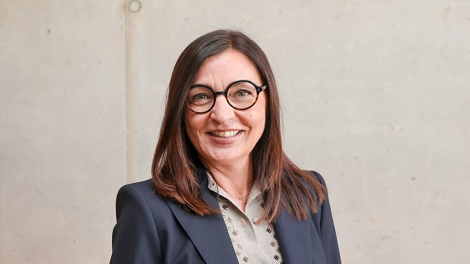 Barbara Becker wurde zur neuen Präsidentin des Fränkischen Weinbauverbands gewählt. Sie ist die erste Frau in diesem Amt. (Handout) Barbara Becker wurde zur neuen Präsidentin des Fränkischen Weinbauverbands gewählt. Sie ist die erste Frau in diesem Amt. (Handout)