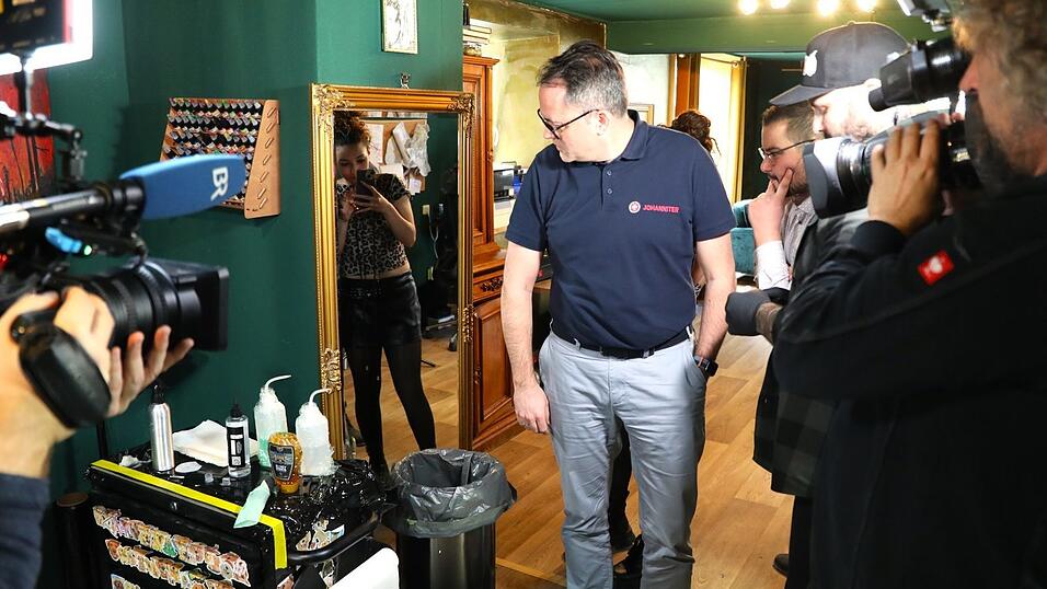 Im Gegenteil: Der Anblick des fertigen Werks im Spiegel machte was her.